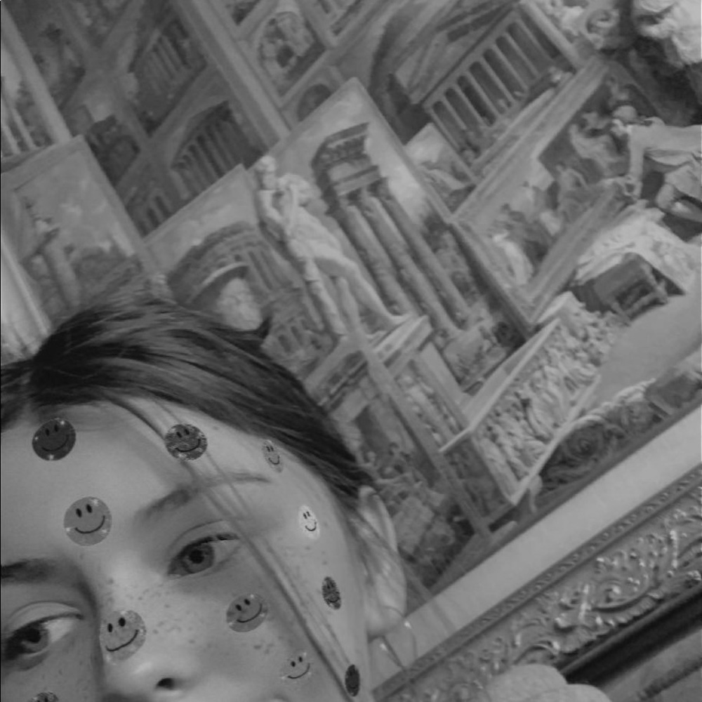 Meet your Posher, Claire